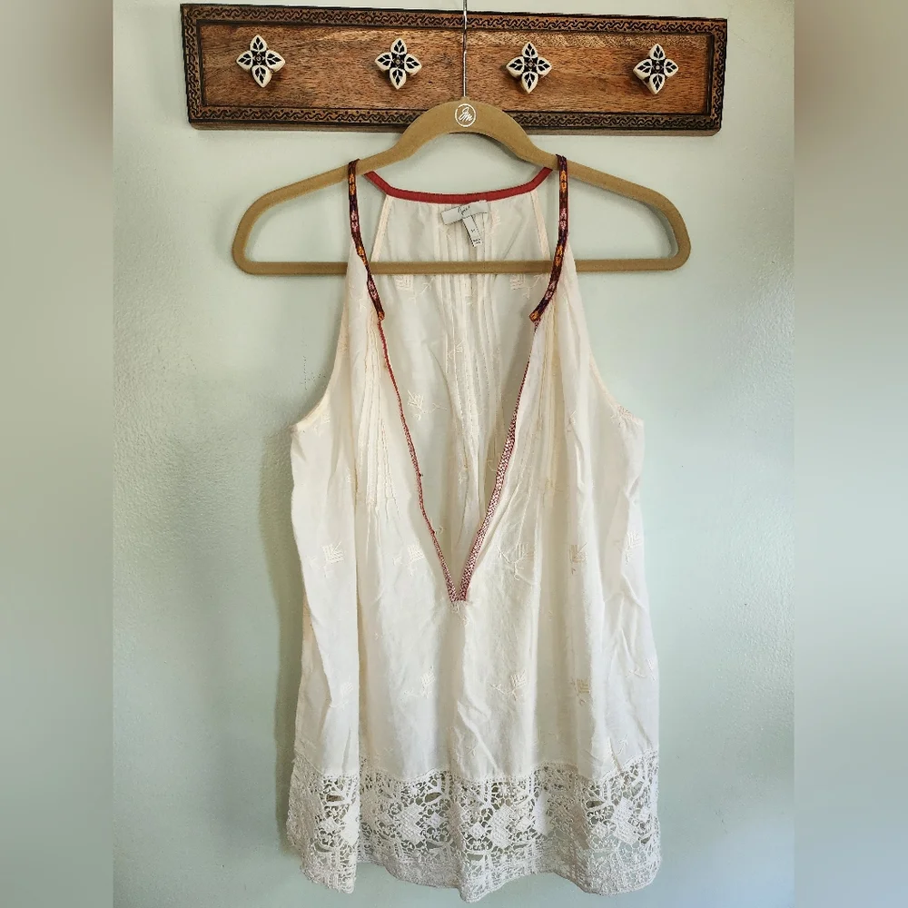 Joie Deep V Embroidered Tank Top SIZE M - Picture 3 of 6